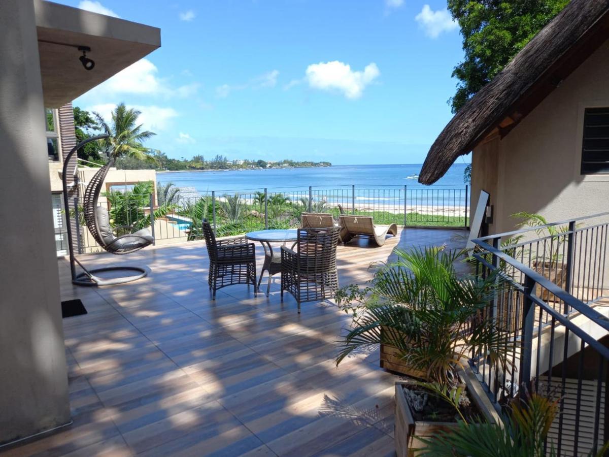Beachfront Villa By M&H Tamarin Exterior photo